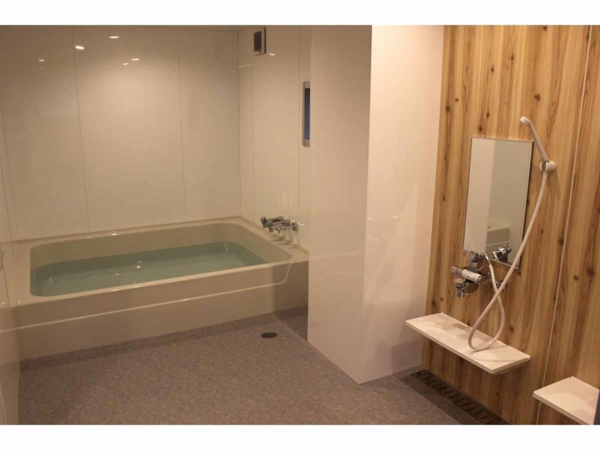 Hotel Aiwa For Men'S Only Ōsaka Extérieur photo
